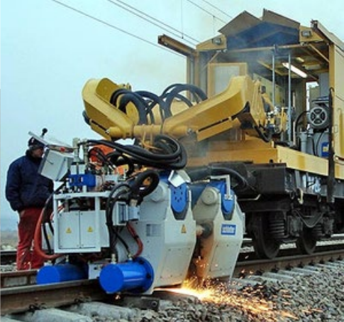 (b) Mobile flash-butt welding machine
